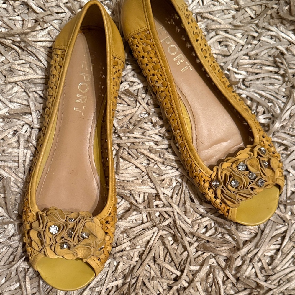 Report Mustard Yellow Women's Flats